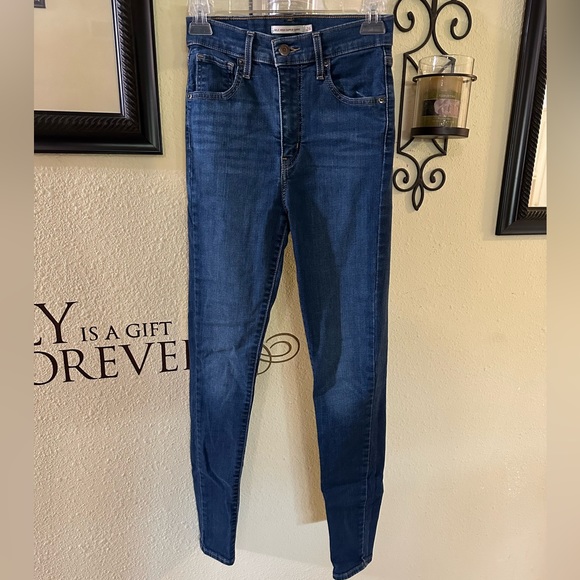 EUC Levis Mile High Super Skinny Jeggings - Picture 2 of 15